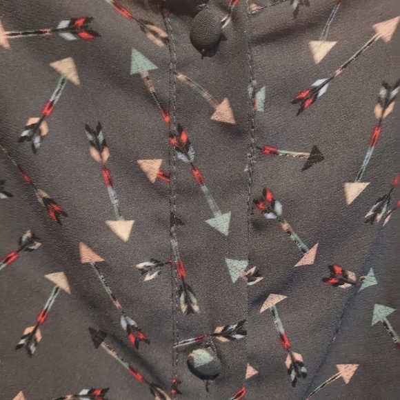 Womans Torrid blouse size 2 - Picture 4 of 7